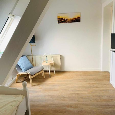 Hotel Faehrhaus Kirschenland Йорк Номер фото